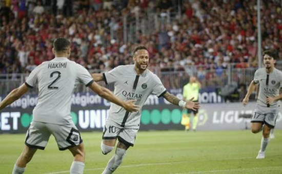 他在场上始 他在场上始