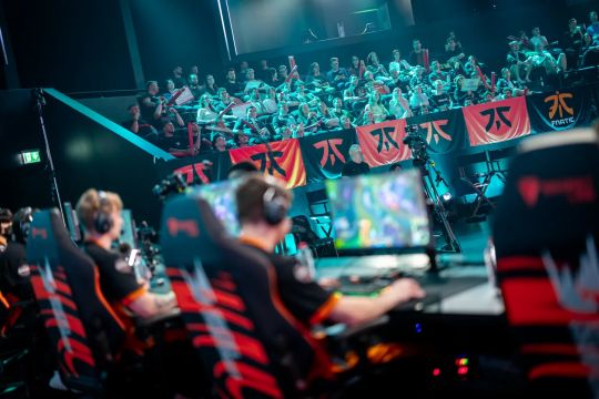 会与明确的 会与明确的