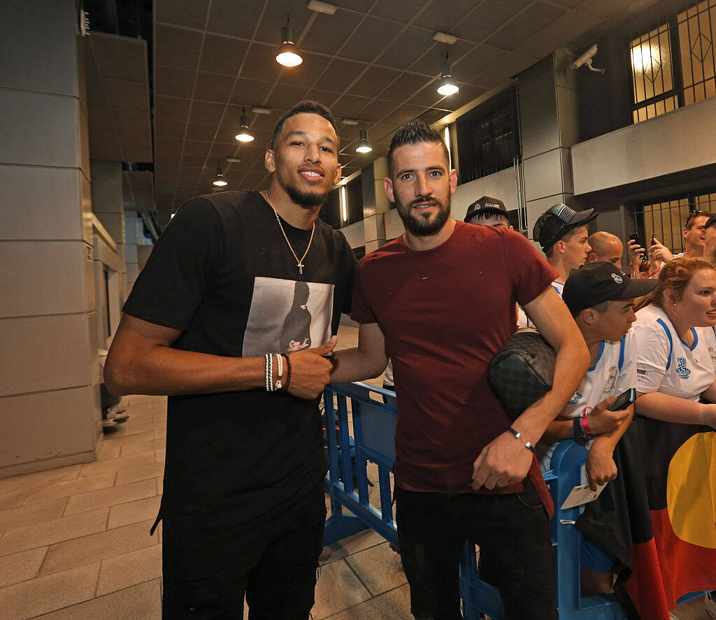 后场纵深与 后场纵深与