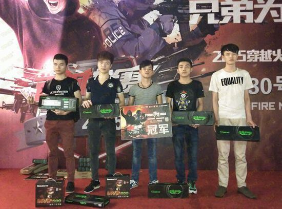 段式牛棚与 段式牛棚与